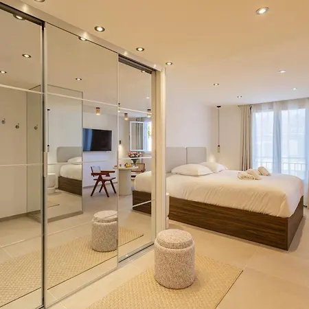 Apartment Le Semiramis 2 L Moderne L Shellter-rentals Saint-Tropez